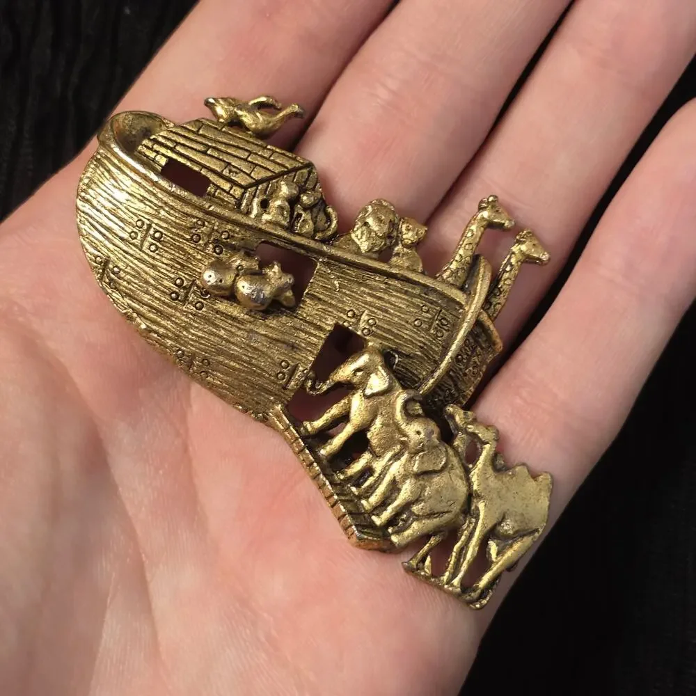 Vintage Noahs Ark Brooch Gold Tone Animal Pin Religious Folk Art
